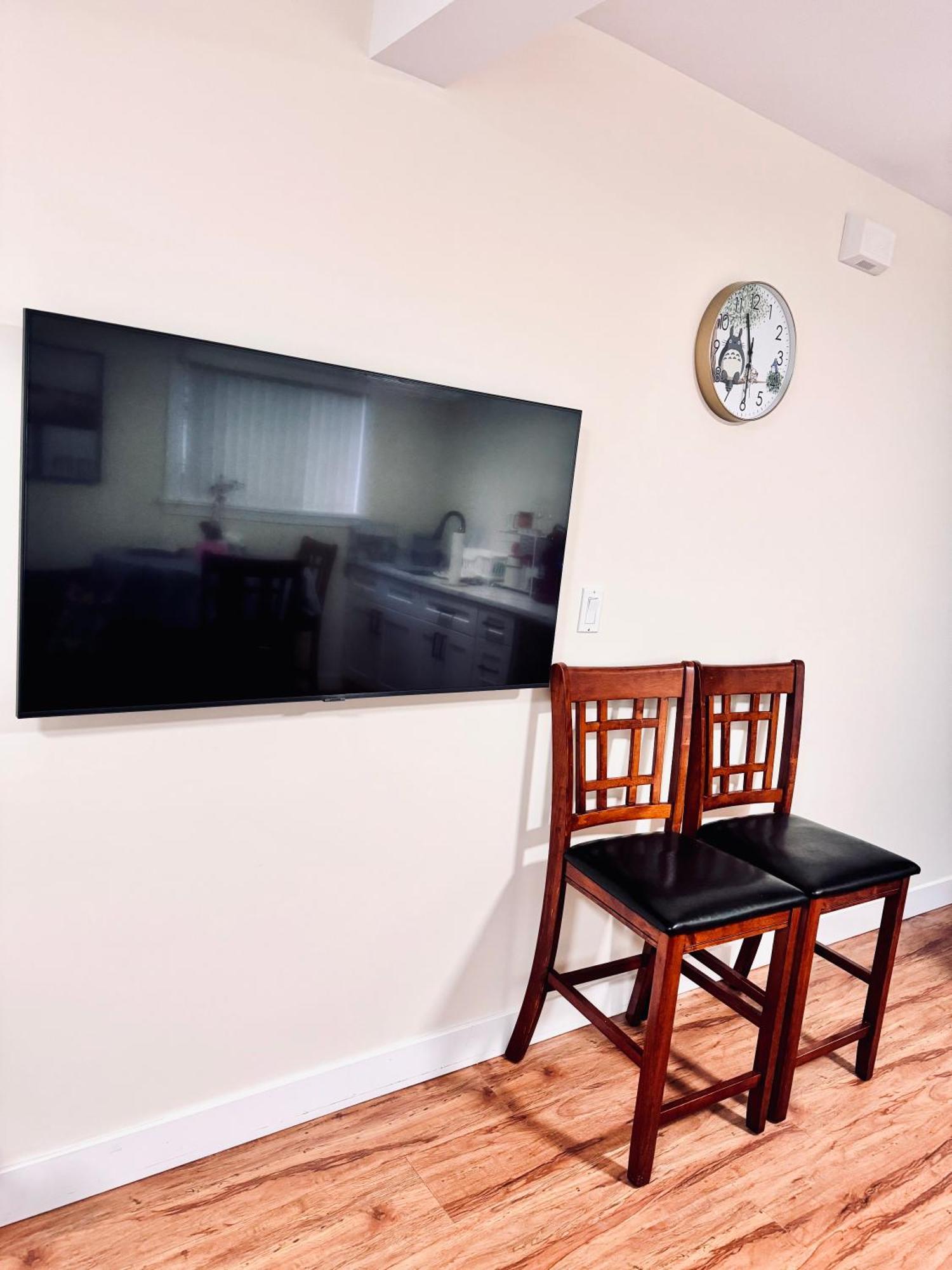 Cozy 2 Beds Spacious Rooms,Close To Transit Vancouver Luaran gambar